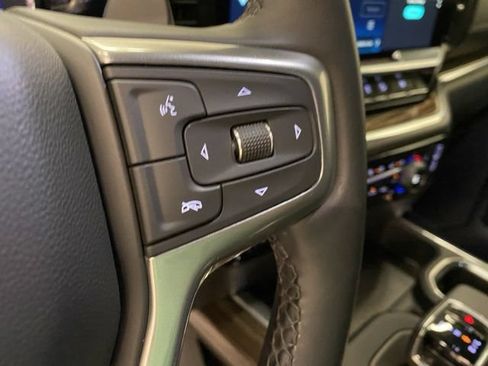 Used 2024 Chevrolet Silverado 1500 LT Trail Boss w/ Convenience Package II AWD/4WD image 30