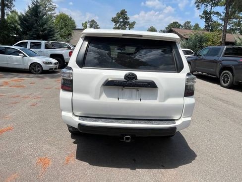 Used 2019 Toyota 4Runner TRD Off-Road Premium AWD/4WD image 6