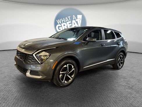 Certified 2023 Kia Sportage LX AWD/4WD image 8