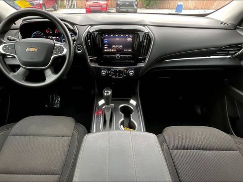 Used 2020 Chevrolet Traverse LS FWD image 5