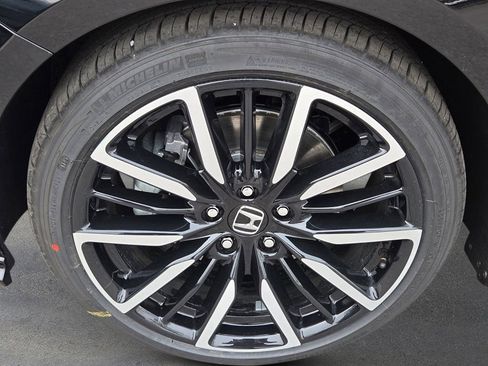 New 2026 Honda Accord Touring image 9