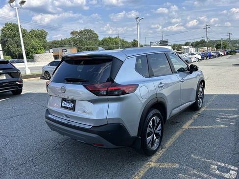 Certified 2023 Nissan Rogue SV w/ SV Premium B Package AWD/4WD image 8