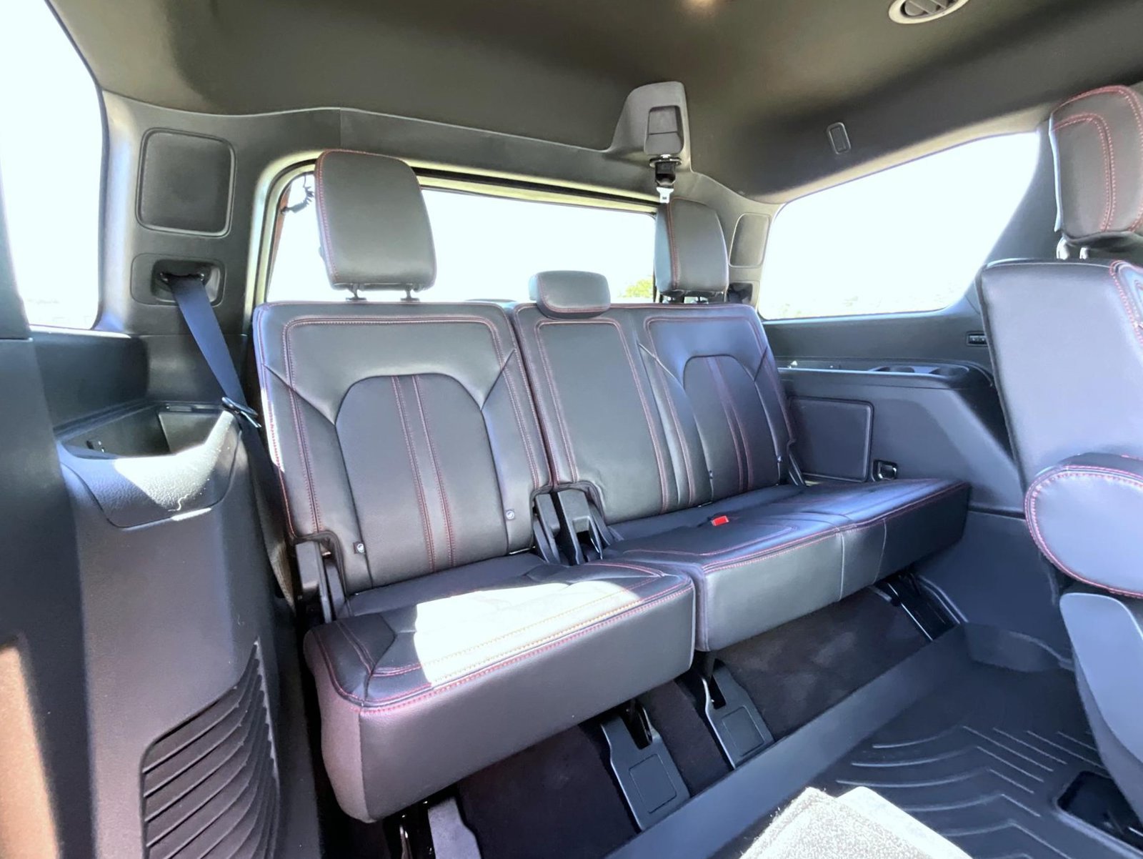 Used 2023 Ford Expedition Limited AWD/4WD image 22