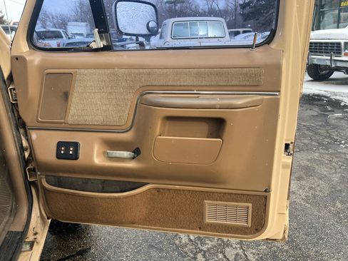 Used 1991 Ford F350 4x4 Crew Cab image 16
