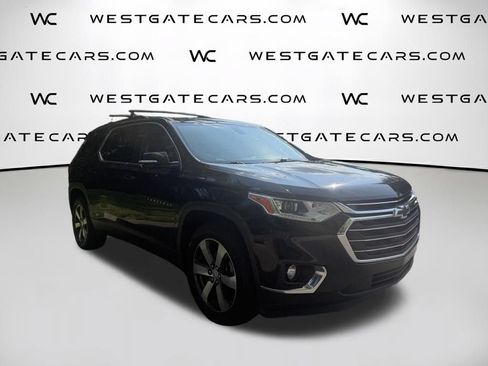 Used 2019 Chevrolet Traverse LT w/ LT Premium Package FWD image 8