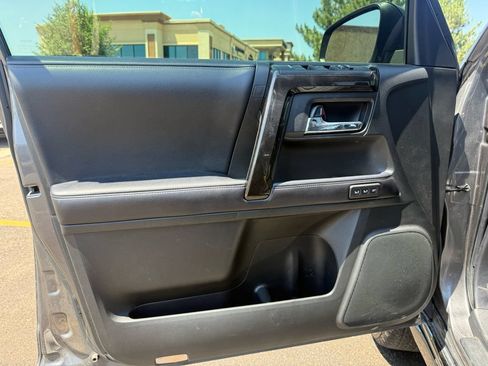 Used 2019 Toyota 4Runner Limited AWD/4WD image 13