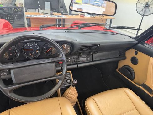 Used 1988 Porsche 911 Carrera RWD image 29