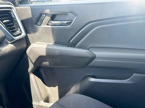 Used 2023 GMC Canyon Elevation w/ Convenience Package AWD/4WD image 24