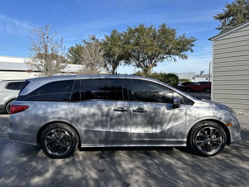 Used 2022 Honda Odyssey Elite image 7