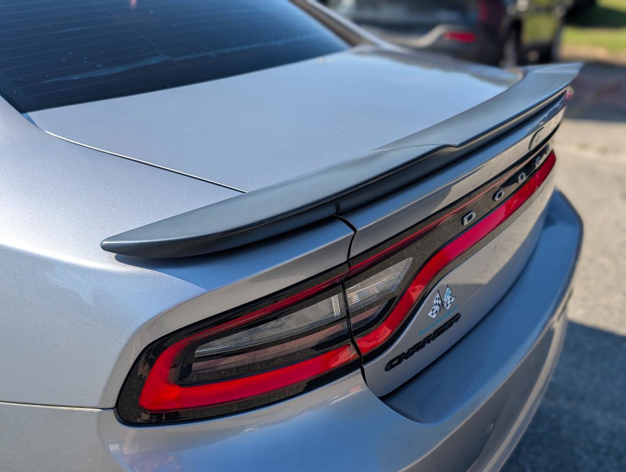 Used 2015 Dodge Charger SXT w/ Plus Group RWD image 5