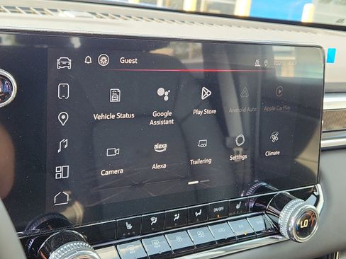 New 2025 GMC Canyon Elevation w/ Convenience Package image 16