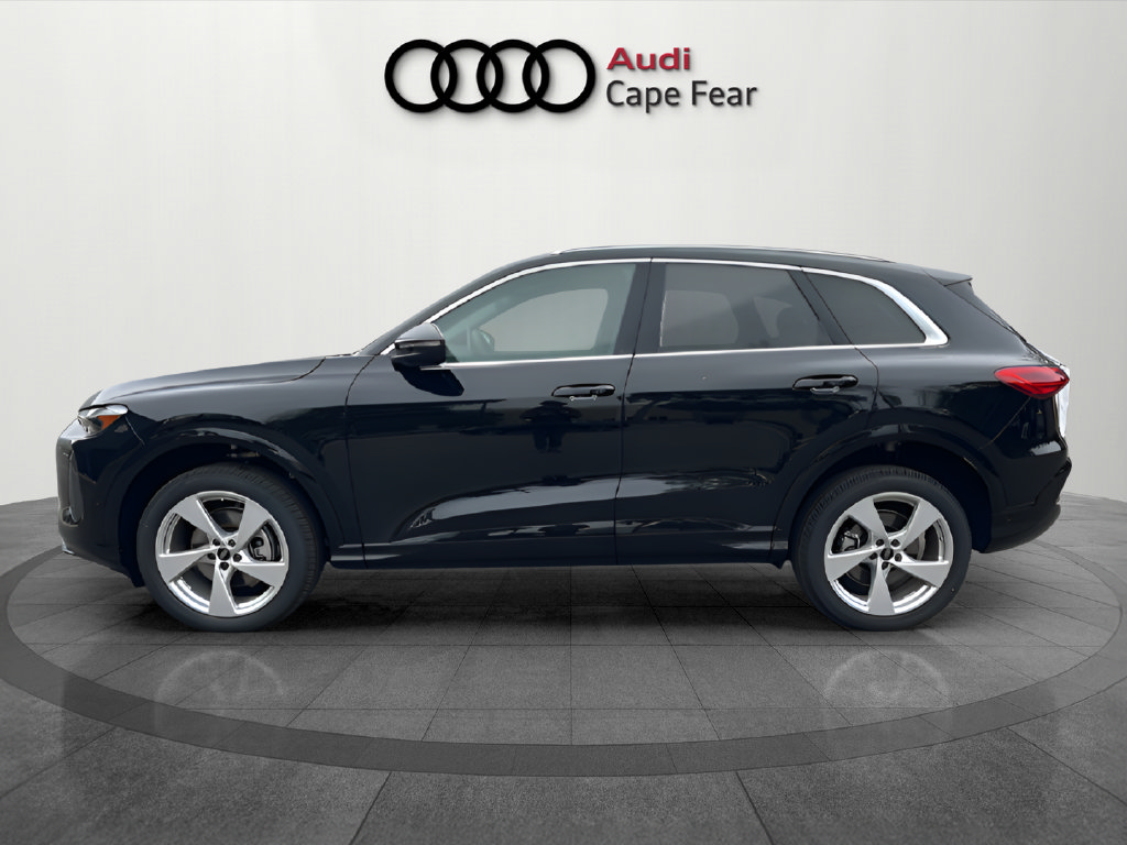 Used 2025 Audi Q5 Premium Plus AWD/4WD image 3