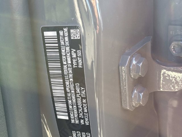 Used 2020 Jeep Renegade Latitude w/ Popular Equipment Group FWD image 27
