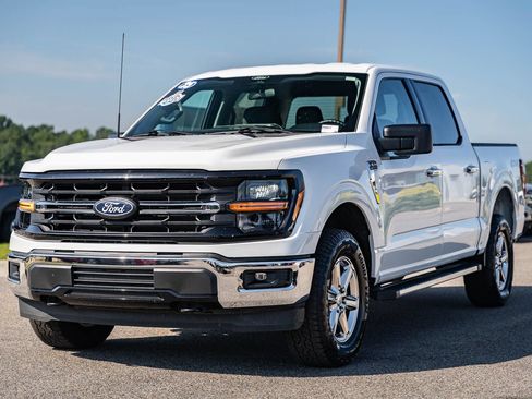 Certified 2025 Ford F150 XLT w/ Equipment Group 301A Standard AWD/4WD image 3