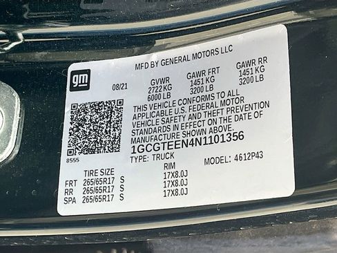Used 2022 Chevrolet Colorado ZR2 w/ ZR2 Midnight Special Edition AWD/4WD image 32