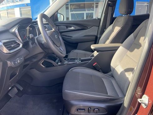 Used 2022 Chevrolet TrailBlazer LT image 8