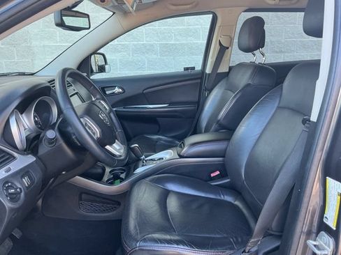 Used 2015 Dodge Journey R/T w/ Flexible Seating Group FWD image 15