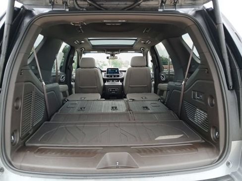 Certified 2022 Chevrolet Tahoe LT w/ LT Signature Package AWD/4WD image 31