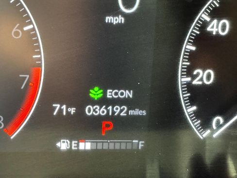 Used 2023 Honda HR-V LX image 15