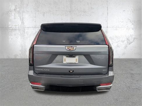 Used 2021 Cadillac Escalade ESV Premium Luxury image 5