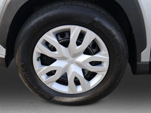 Certified 2023 Toyota Corolla Cross L image 27