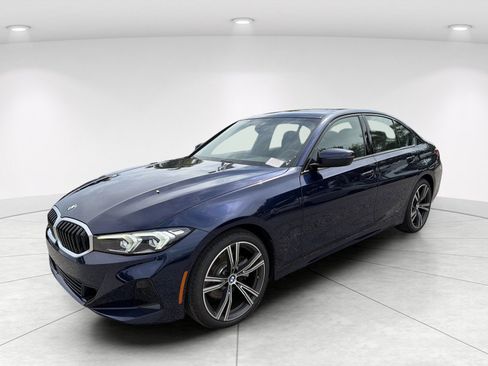 Certified 2023 BMW 330i Sedan w/ Driving Assistance Package RWD image 8