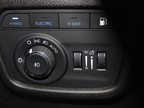 Used 2022 Jeep Grand Cherokee Limited 4xe AWD/4WD image 45