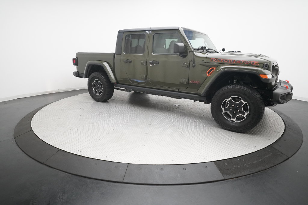 Used 2022 Jeep Gladiator Mojave w/ Cold Weather Group AWD/4WD image 33