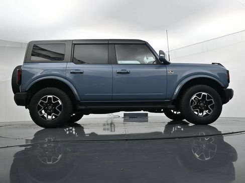 Used 2024 Ford Bronco Outer Banks AWD/4WD image 39