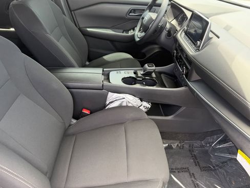 Certified 2026 Nissan Rogue S FWD image 10