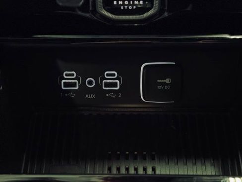 New 2026 Jeep Grand Cherokee Altitude image 31