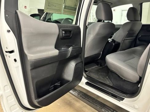 Certified 2023 Toyota Tacoma SR AWD/4WD image 18