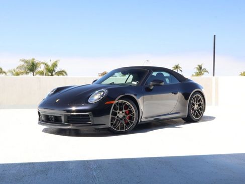 Certified 2020 Porsche 911 Carrera S RWD image 1