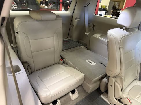 Used 2021 GMC Acadia Denali w/ Denali Ultimate Package image 24