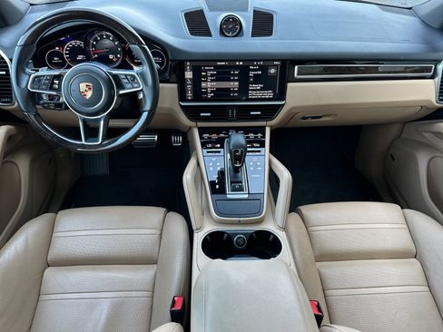 Used 2019 Porsche Cayenne S AWD/4WD image 14