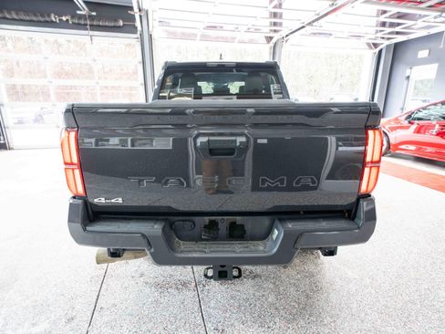 Used 2024 Toyota Tacoma SR5 image 3