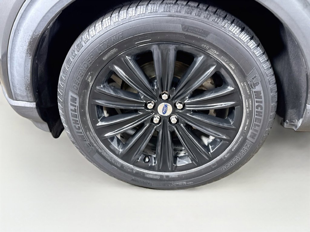 Used 2020 Ford Explorer Limited RWD image 41