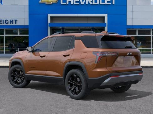 New 2027 Chevrolet Equinox LT FWD image 3