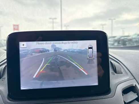 Used 2020 Ford Transit Connect XL image 17