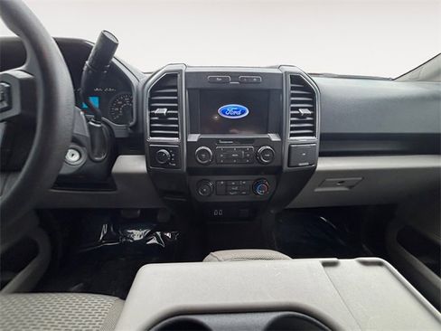 Used 2019 Ford F150 XLT image 11