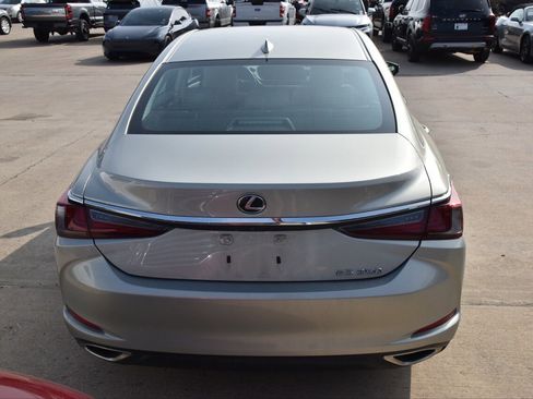 Used 2019 Lexus ES 350 w/ Accessory Package 2 image 6
