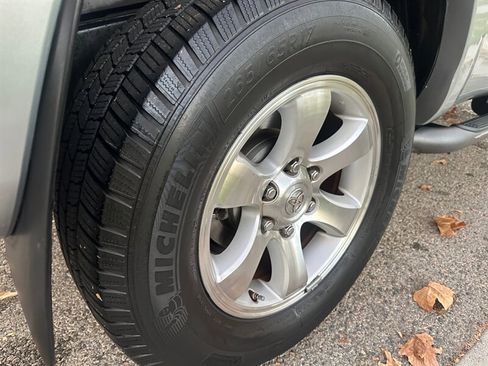 Used 2006 Toyota 4Runner Sport image 36