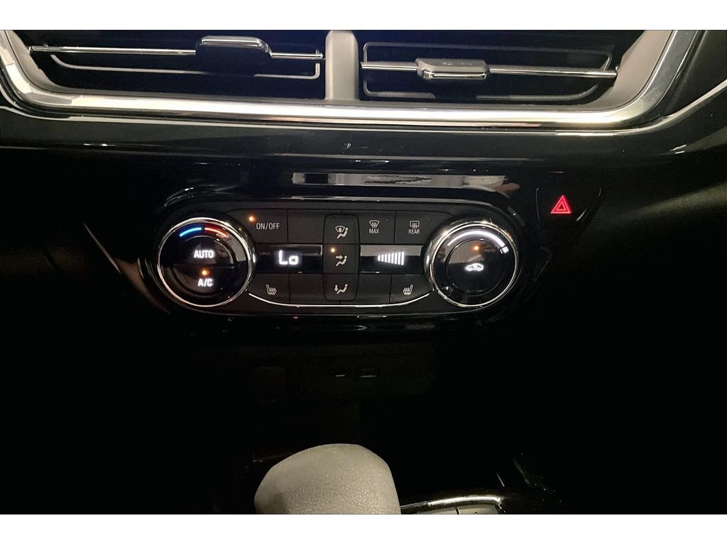 Used 2026 Chevrolet Trax RS w/ Driver Confidence Package FWD image 24