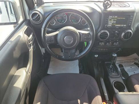Used 2014 Jeep Wrangler Unlimited Sport w/ Quick Order Package 24S AWD/4WD image 11