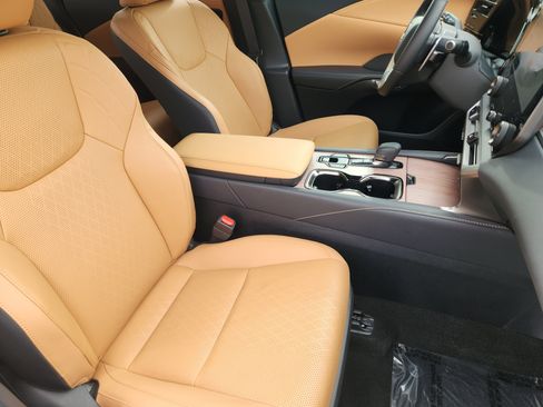 Used 2025 Lexus RX 350 Premium Plus w/ Accessory Package (Z1) image 14