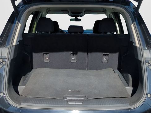 Certified 2024 Nissan Rogue SV image 13