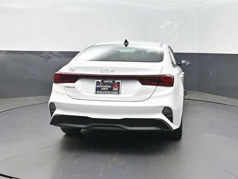 Used 2023 Kia Forte LXS w/ LXS Technology Package FWD image 28