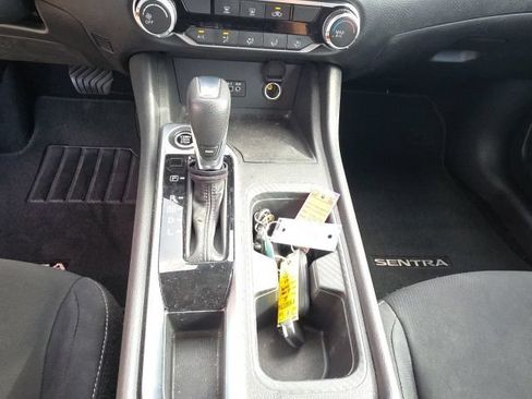 Used 2022 Nissan Sentra SV w/ Trunk Package FWD image 18