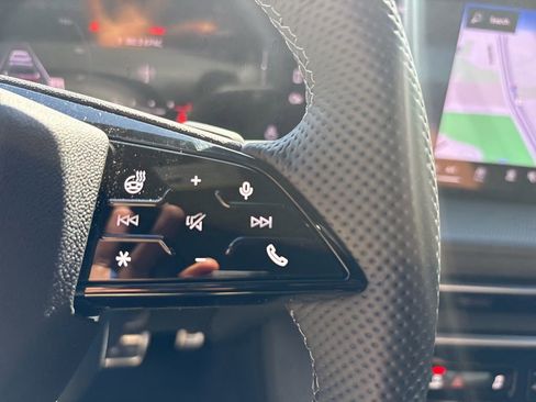 New 2025 Audi SQ5 Premium Plus image 23