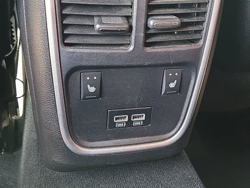Used 2021 Dodge Charger SXT w/ Leather Interior Group RWD image 14